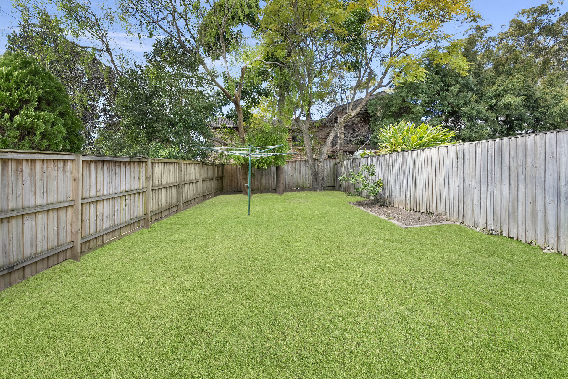 1P0044-Eastwood-2025-09-04-101821-10