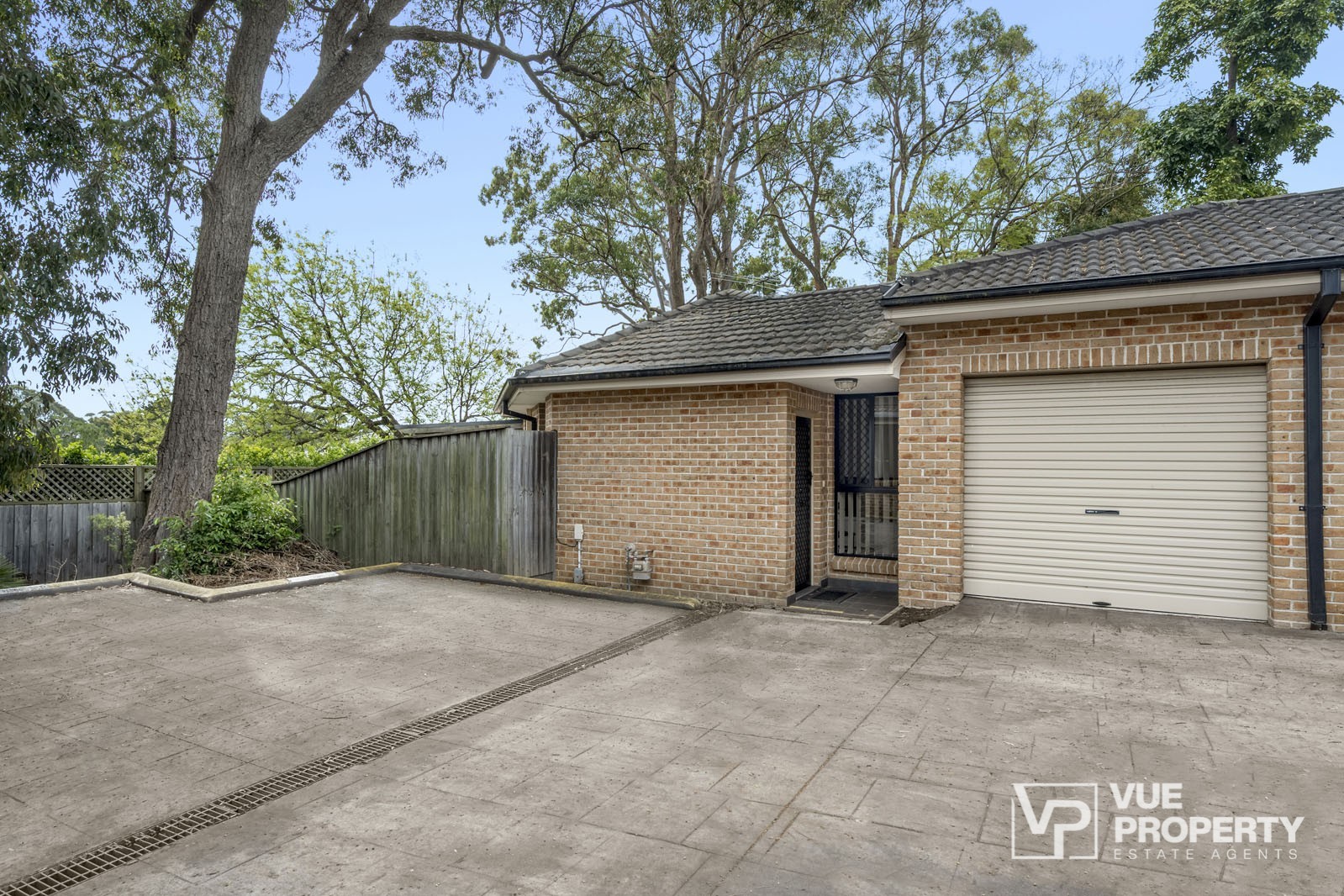 1P0051-Eastwood-2025-10-14-140931-16