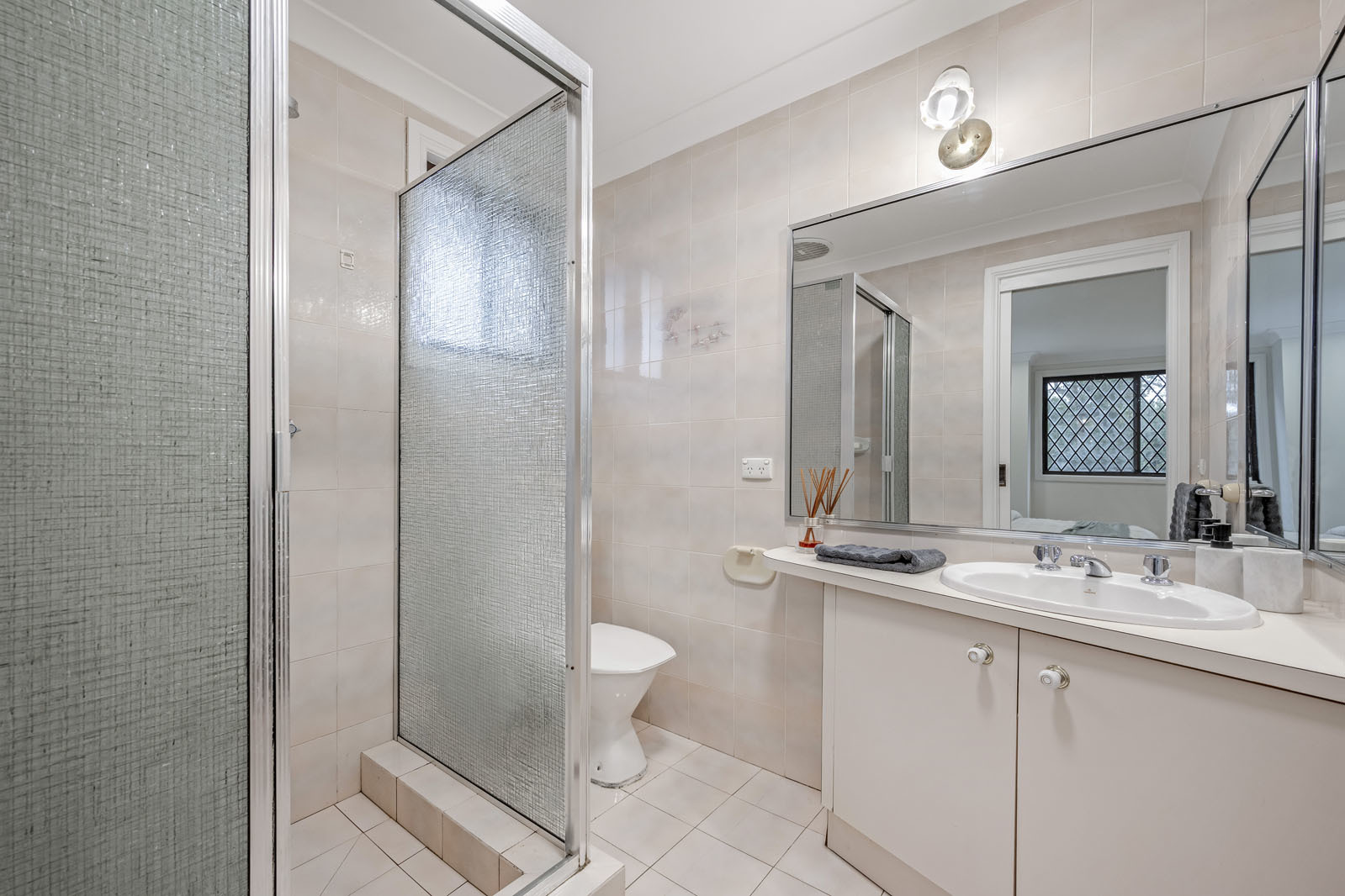 1P0106-Epping-2025-10-20-124911-13