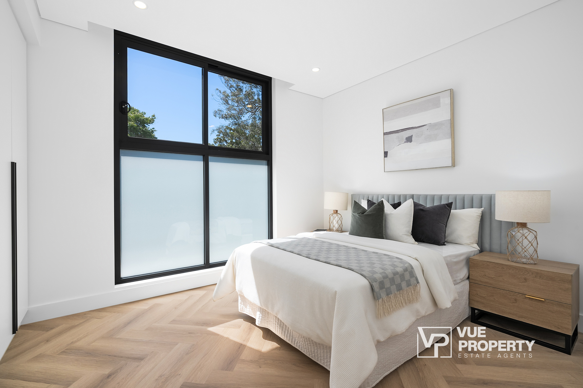 1P0082-Eastwood-2025-10-09-090736-14