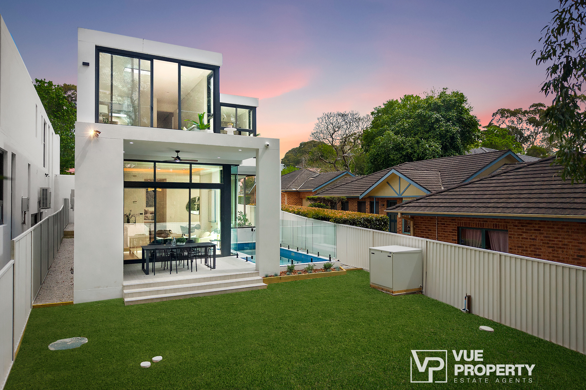 1P0082-Eastwood-2025-10-09-090736-23