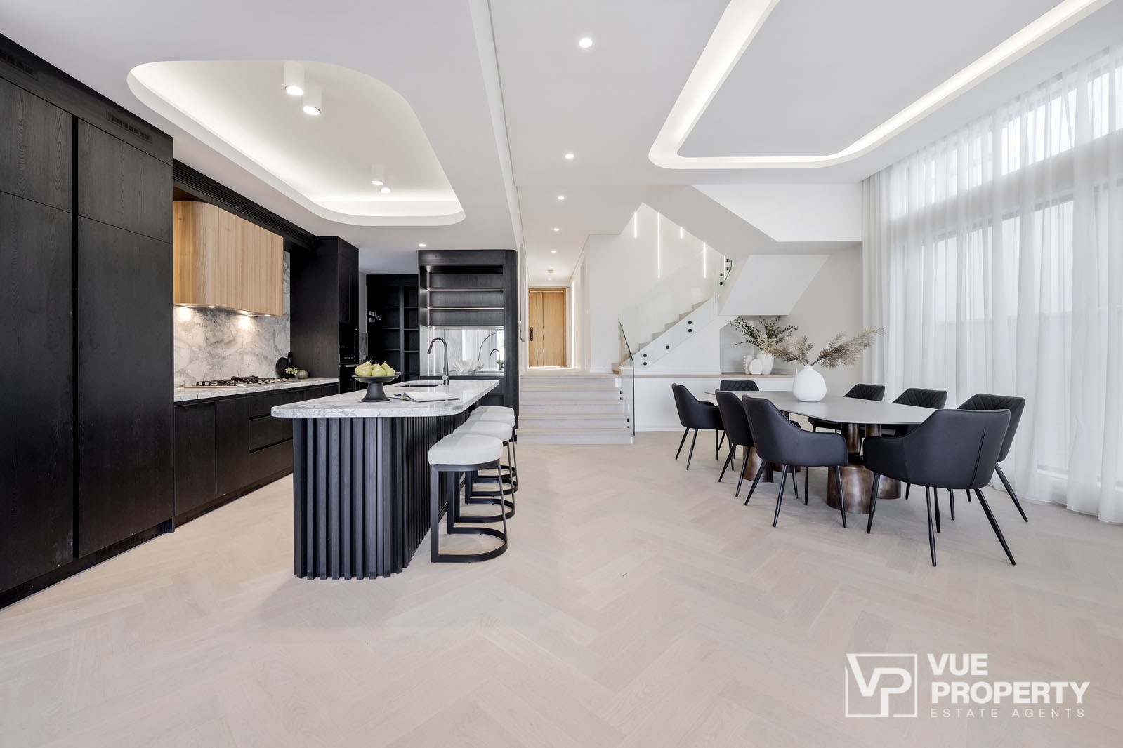 1P0086-Eastwood-2025-10-03-153007-11