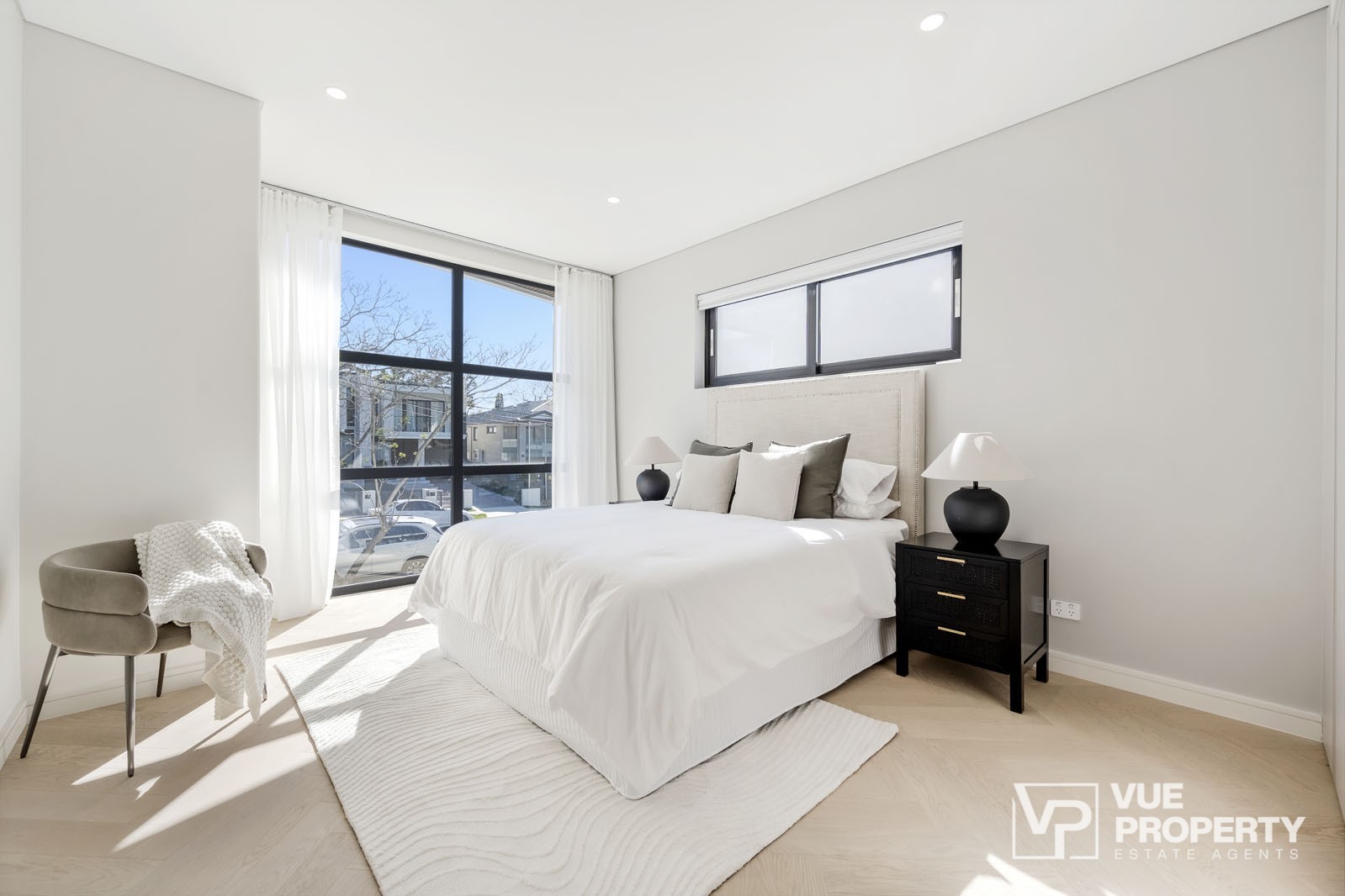 1P0086-Eastwood-2025-10-03-153007-19