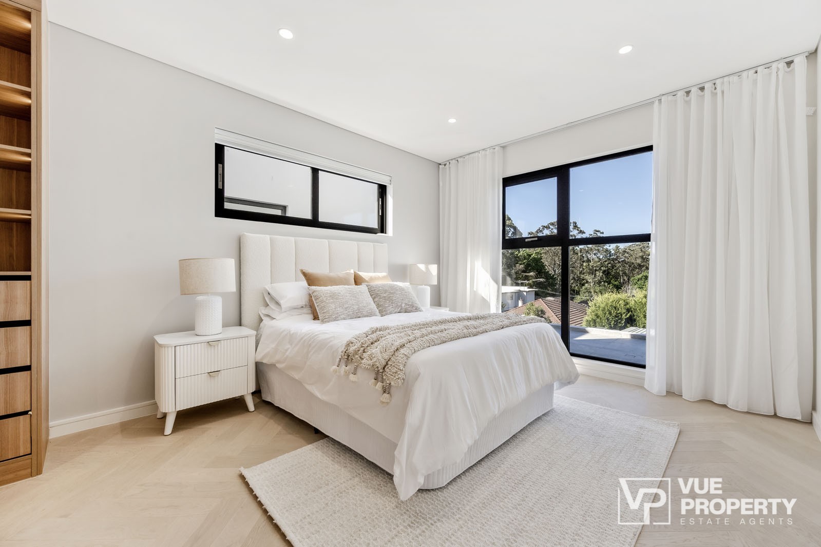 1P0086-Eastwood-2025-10-03-153007-23