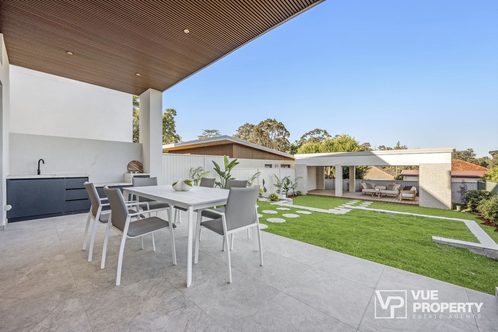 1P0086-Eastwood-2025-10-03-153007-29