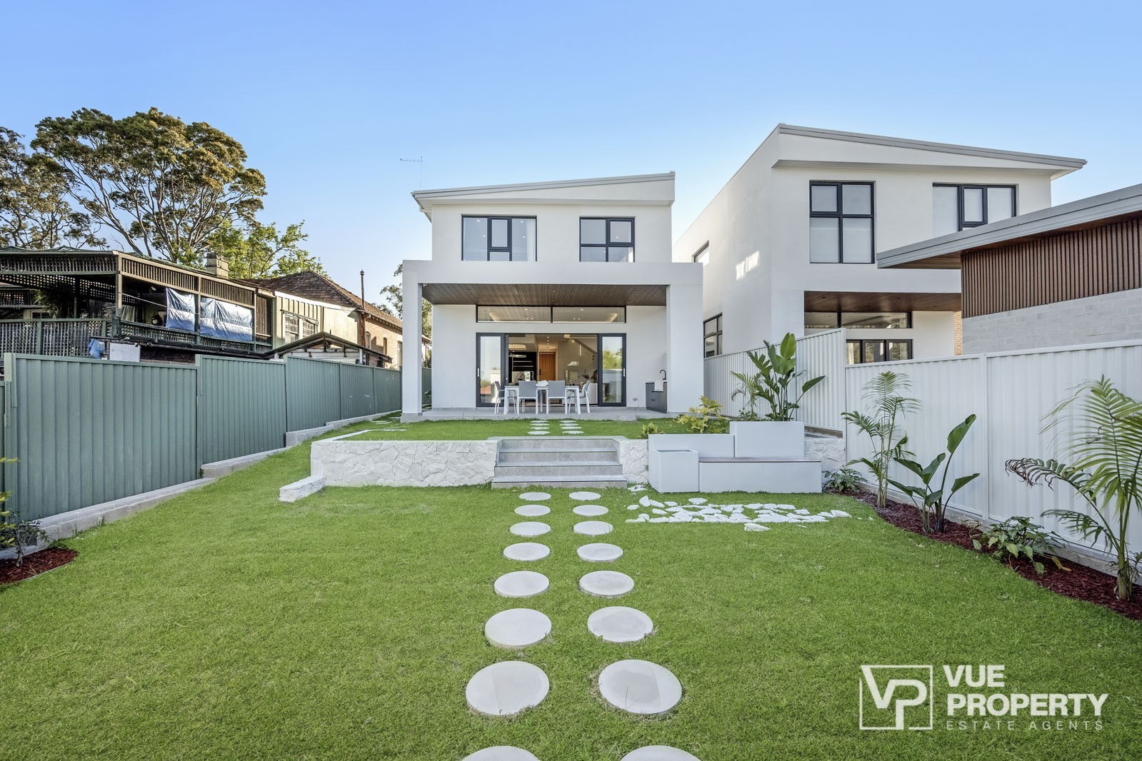 1P0086-Eastwood-2025-10-03-153007-31