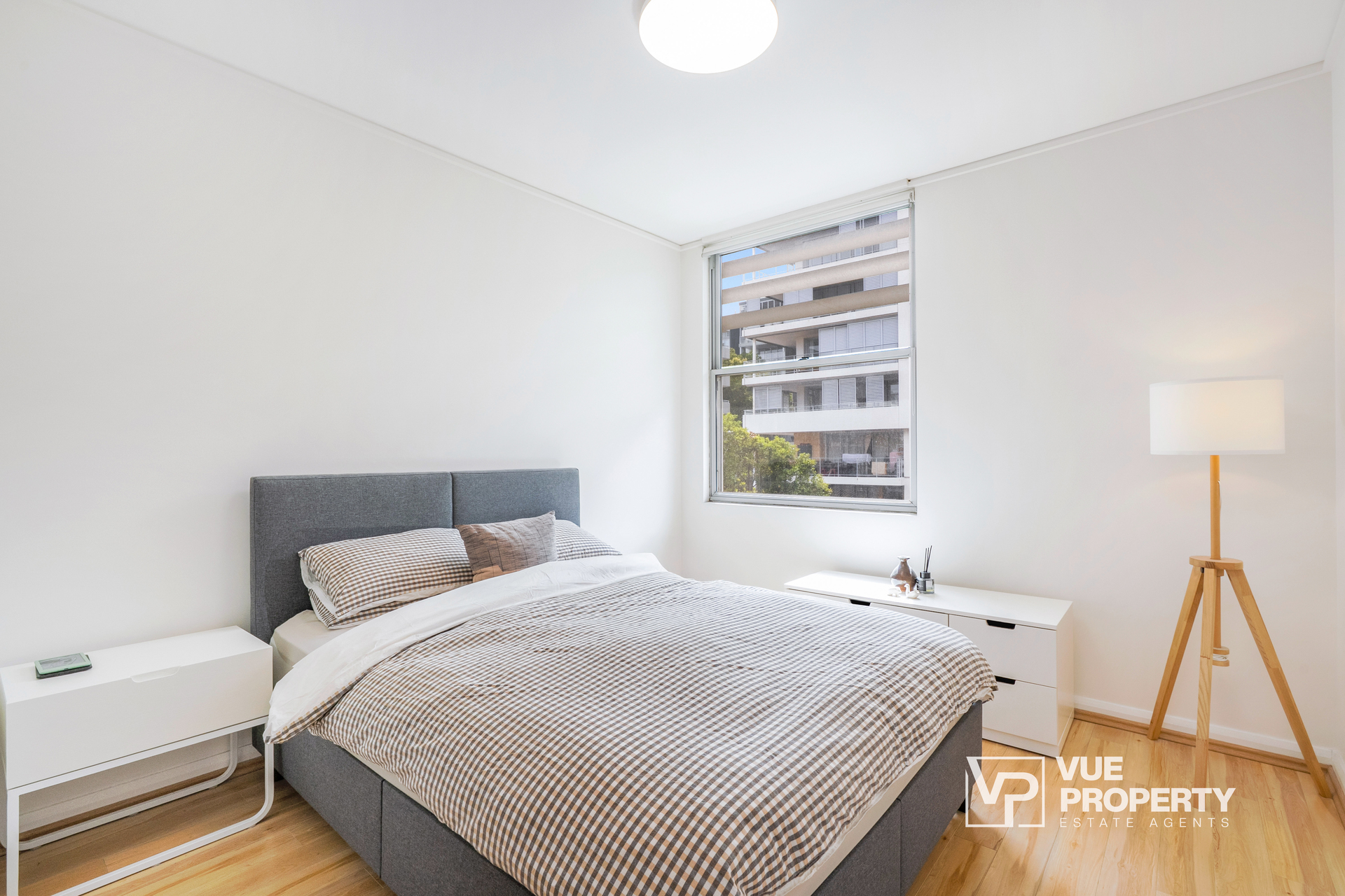 1P0135-Rhodes-2025-12-03-090637-4