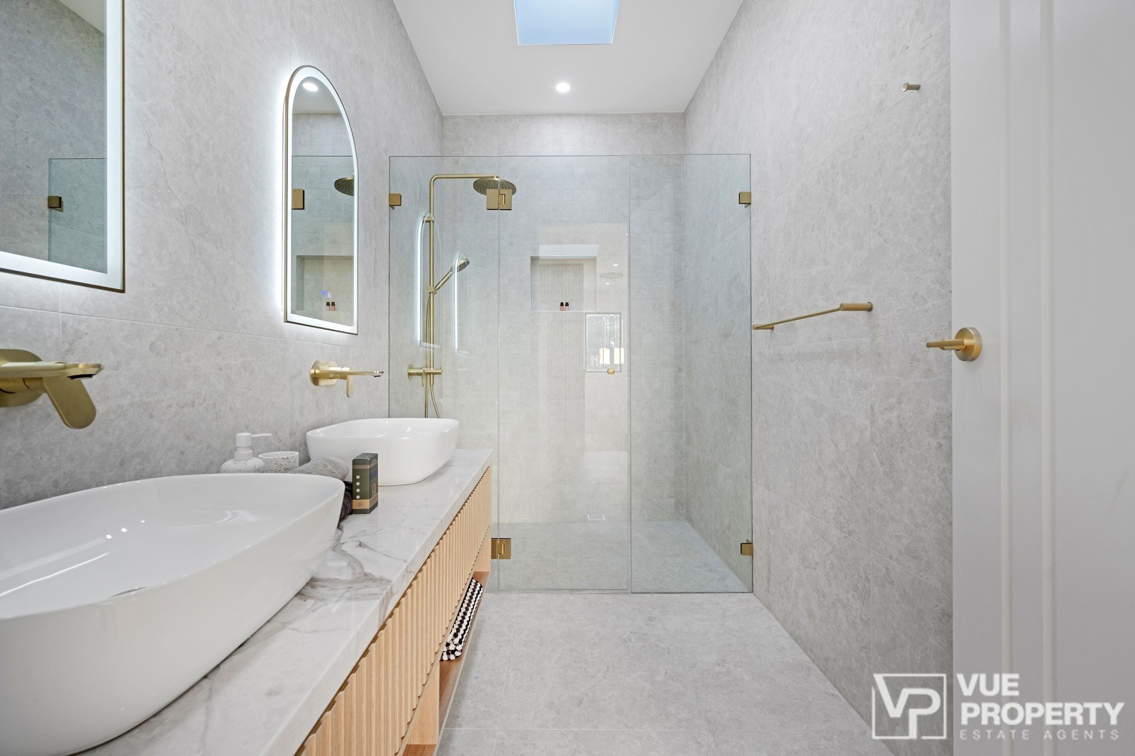 1P0171-Eastwood-2026-02-12-143948-24