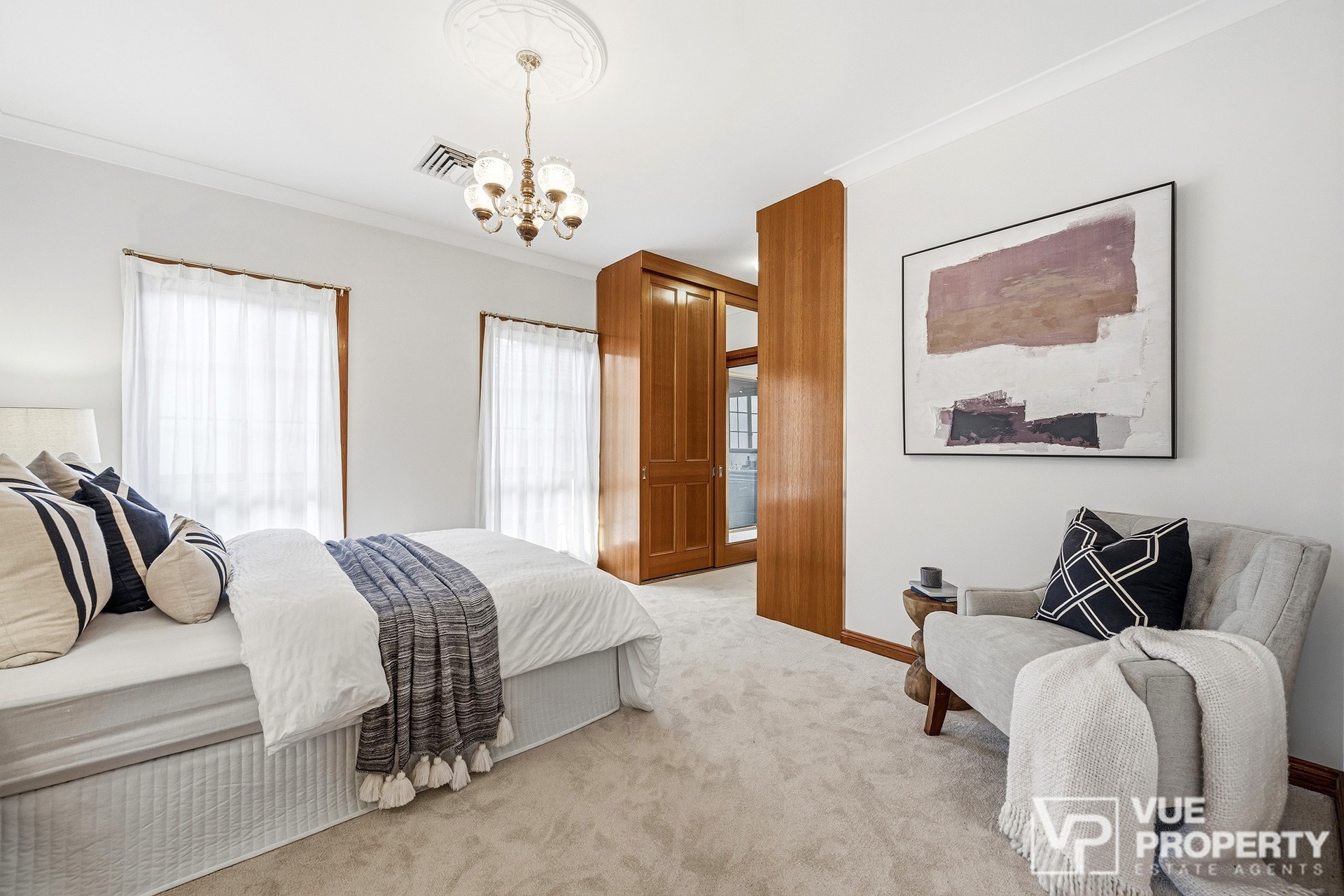 1P0262-Eastwood-2026-04-23-171529-14