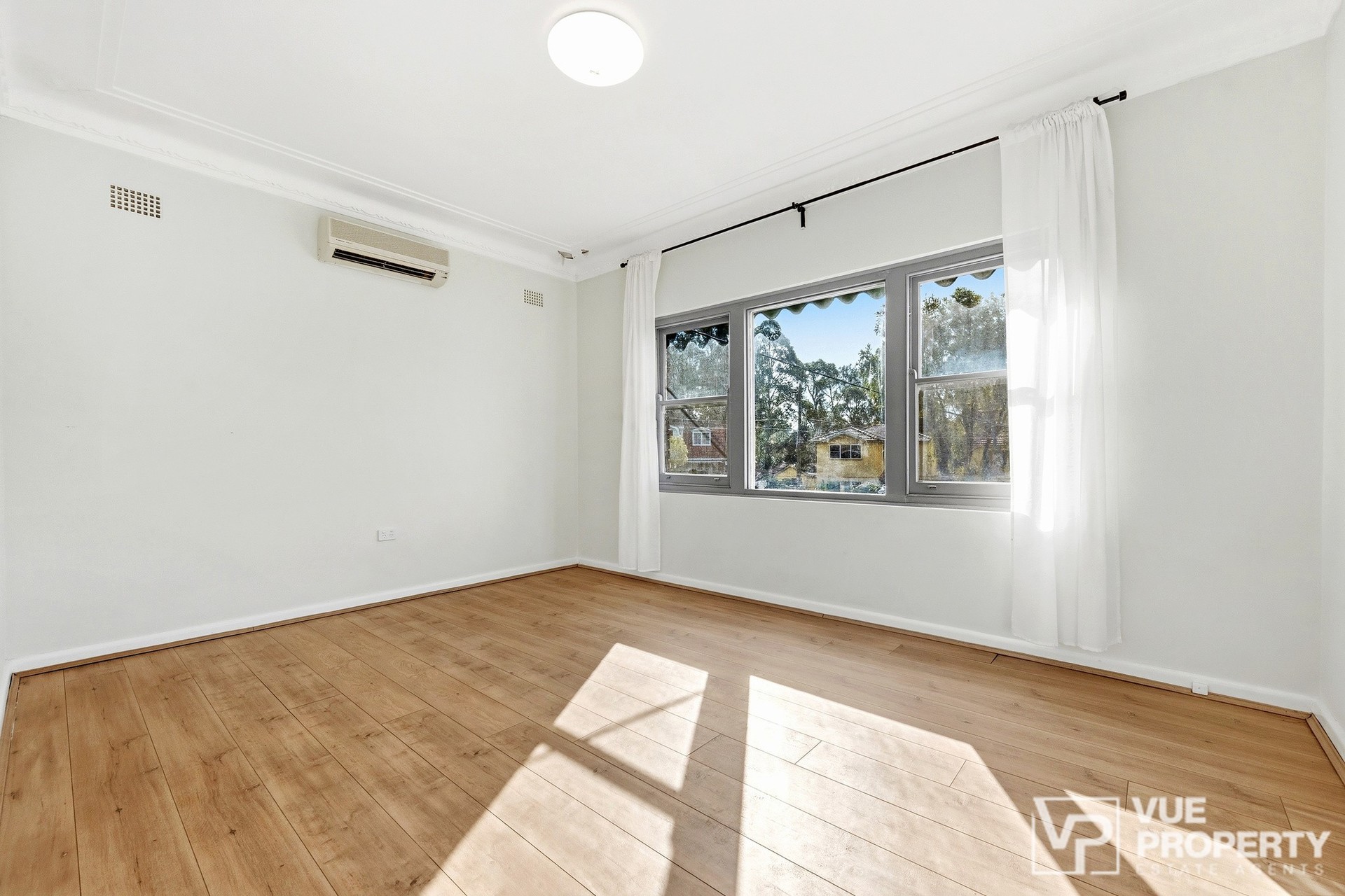 1P0285-Eastwood-2026-06-30-154812-8