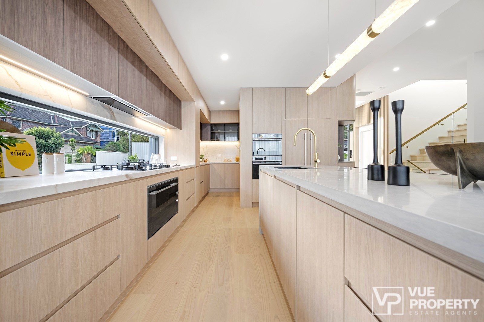 1P0171-Eastwood-2026-08-11-122916-7