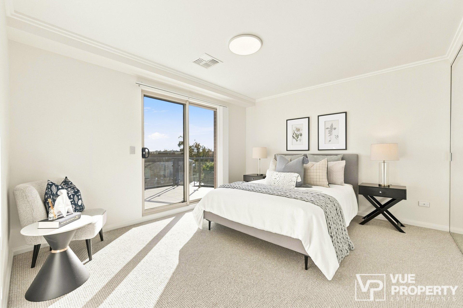 1P0342-Eastwood-2026-08-19-115811-5