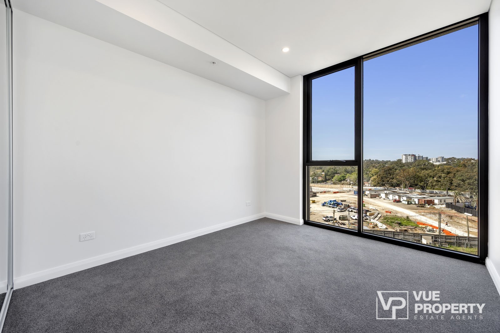 1P0386-Castle-Hill-2025-09-25-103820-7